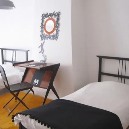 Maison Spacieuse & Piscine