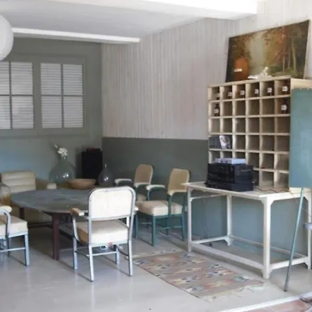 Maison Spacieuse & Piscine