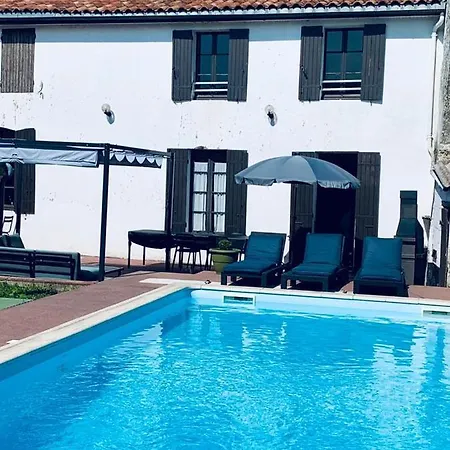 Maison Spacieuse & Piscine *